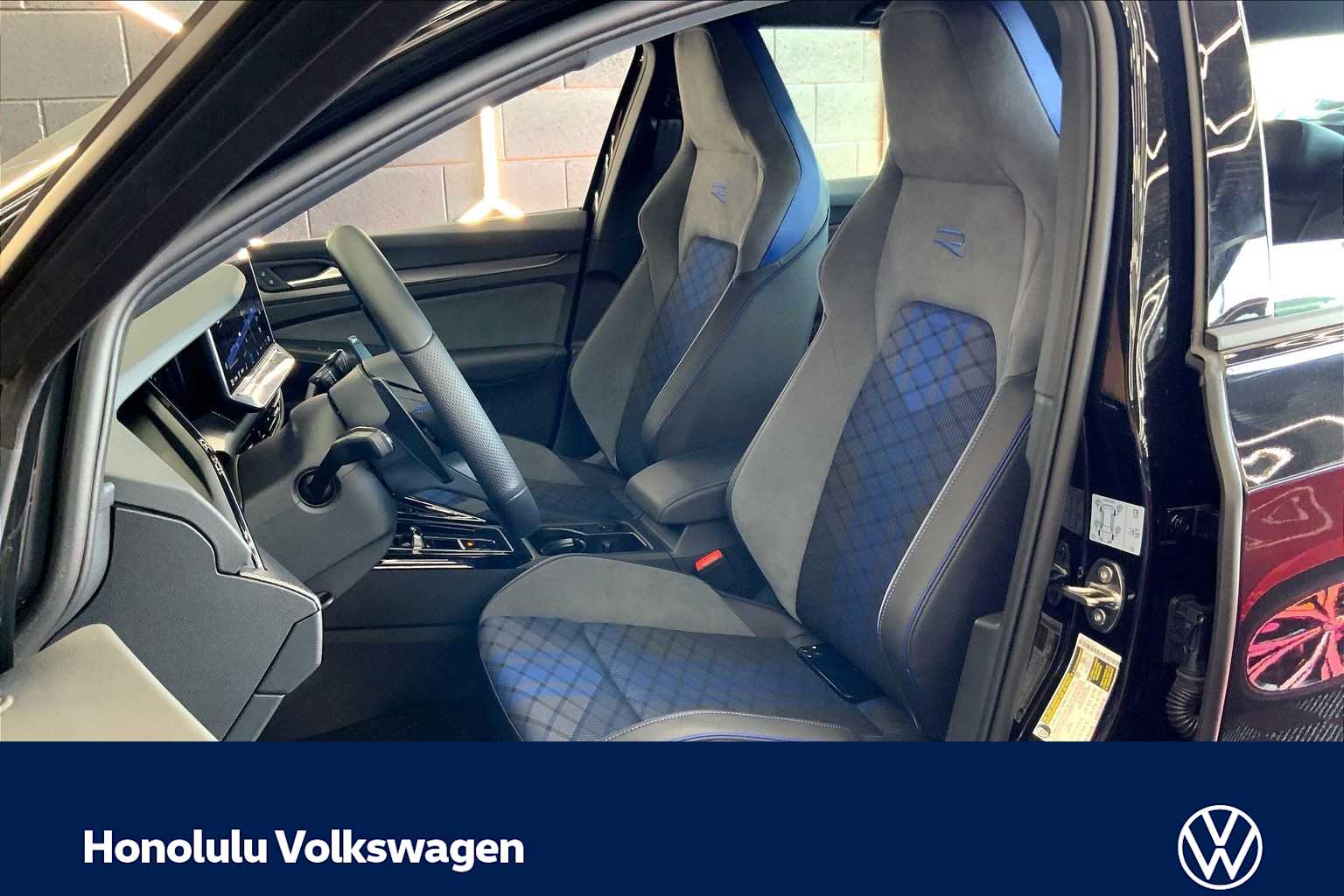 Thumbnail: 2026 Volkswagen Golf - 11