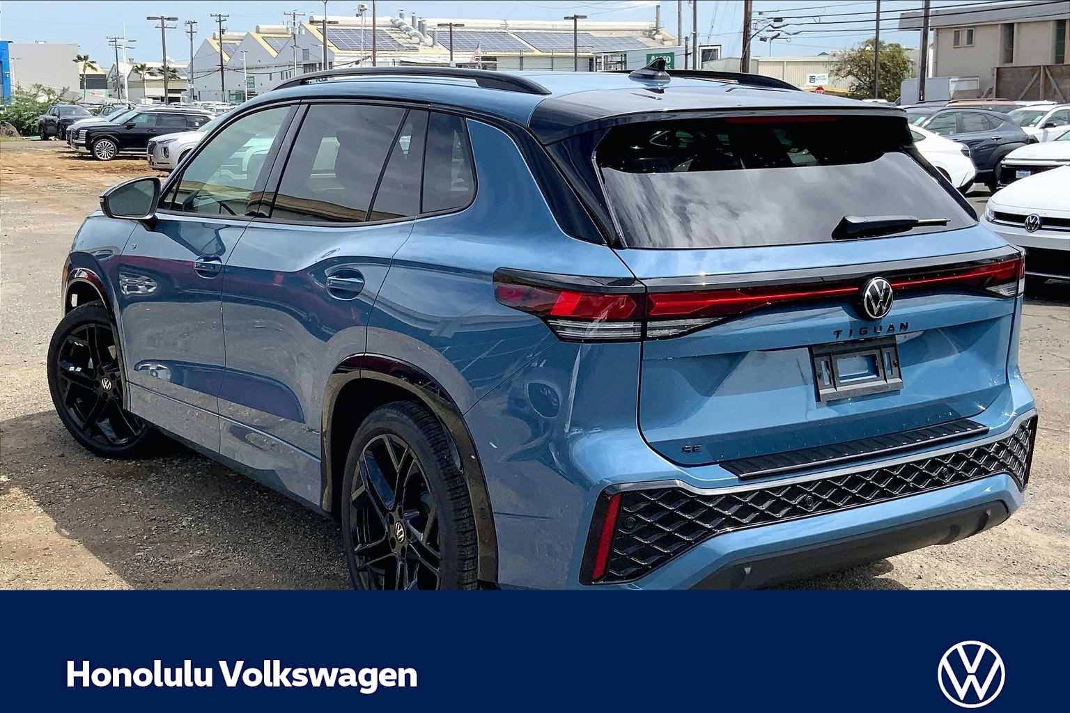 Thumbnail: 2026 Volkswagen Tiguan - 4