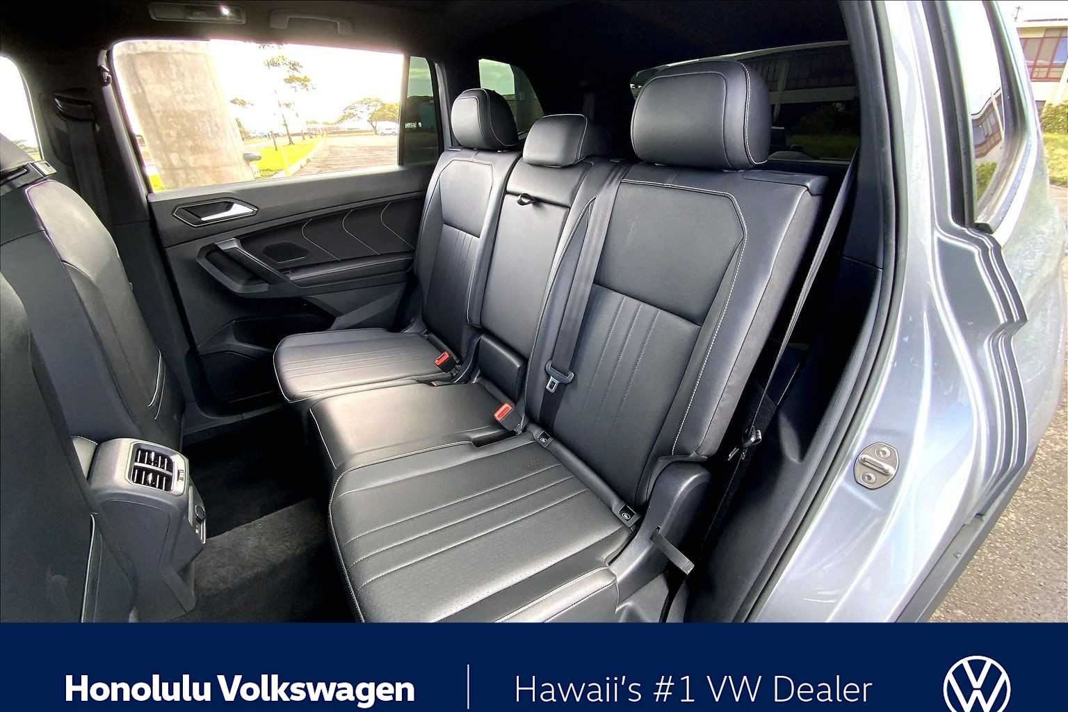 Thumbnail: 2022 Volkswagen Tiguan - 28