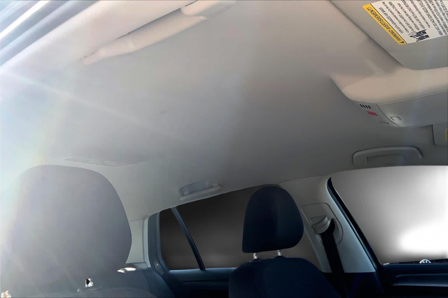 2019 Volkswagen e-Golf e-Golf SE - Photo 29
