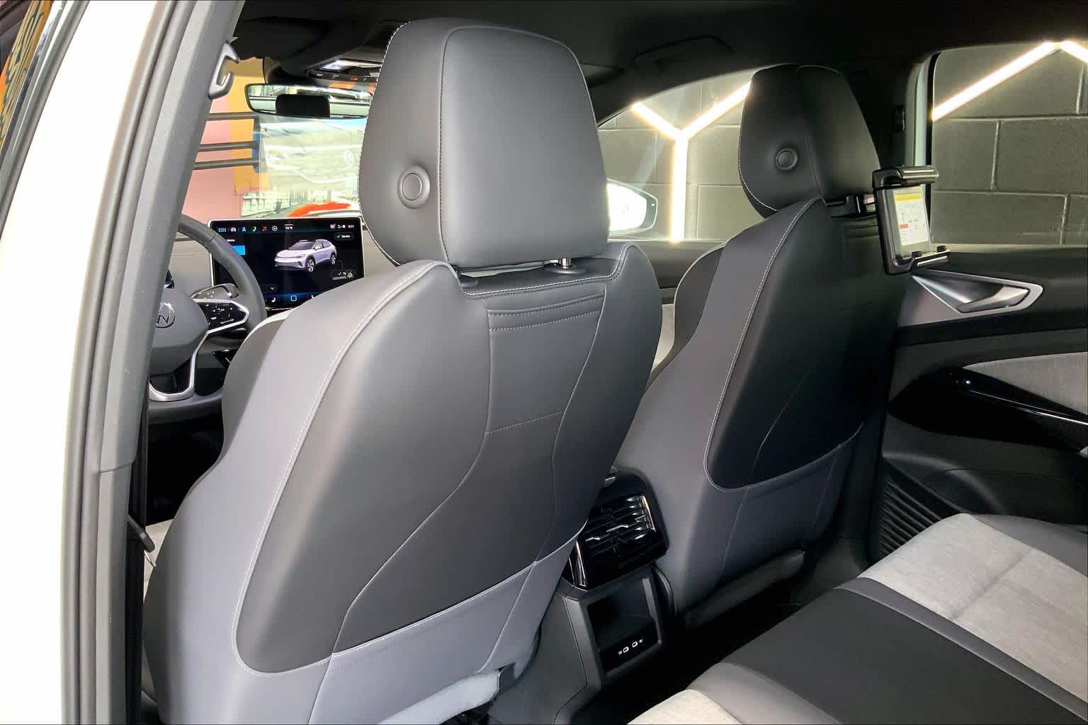 Thumbnail: 2026 Volkswagen ID.4 - 12