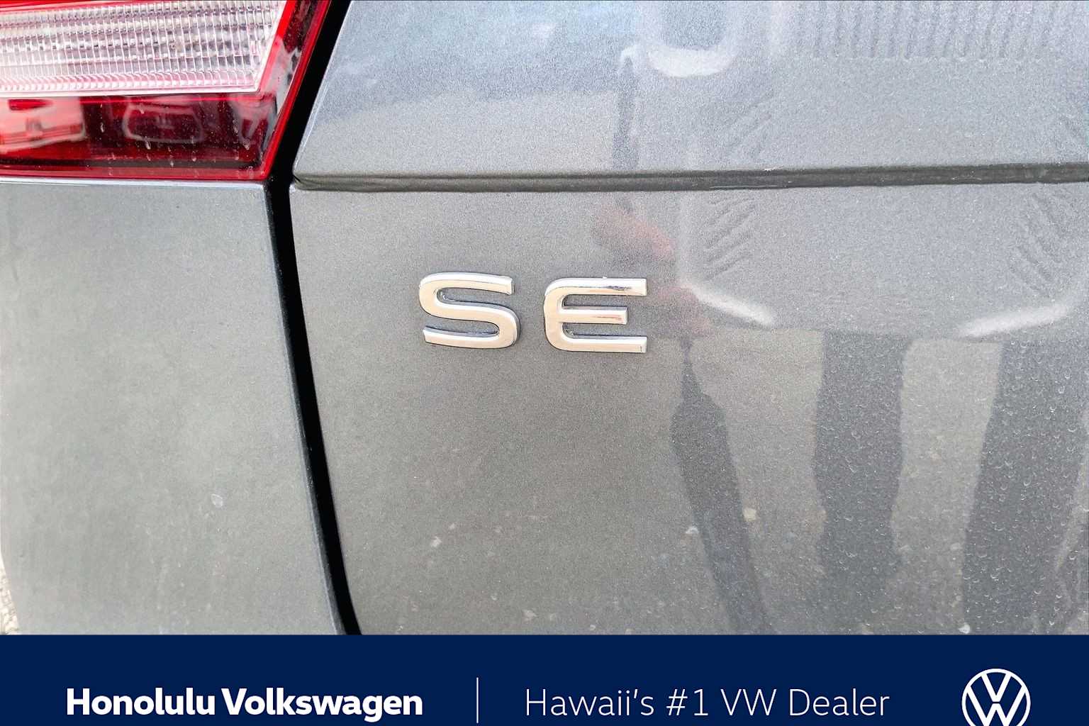 Thumbnail: 2022 Volkswagen Tiguan - 7