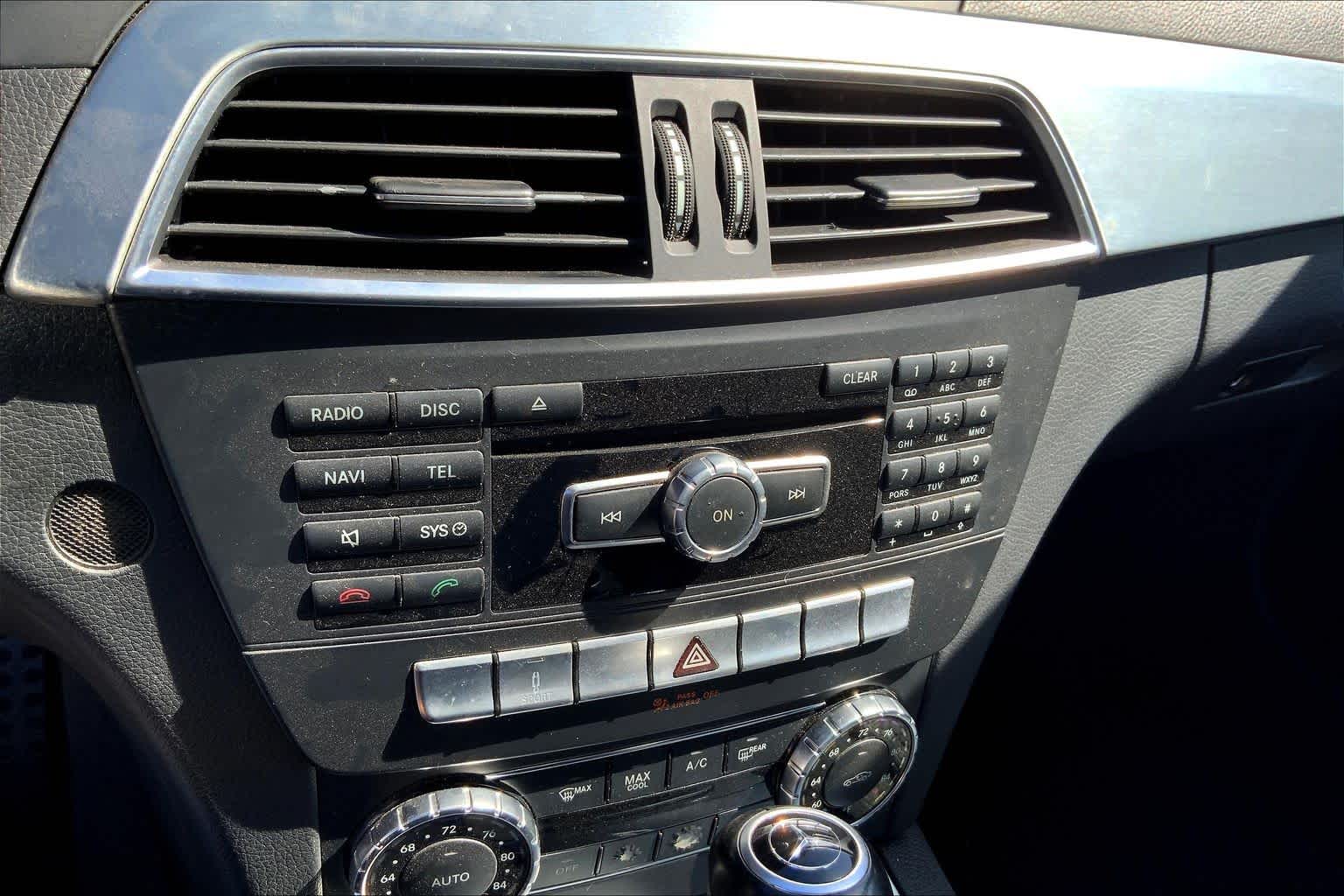 Thumbnail: 2014 Mercedes-Benz C-Class - 22