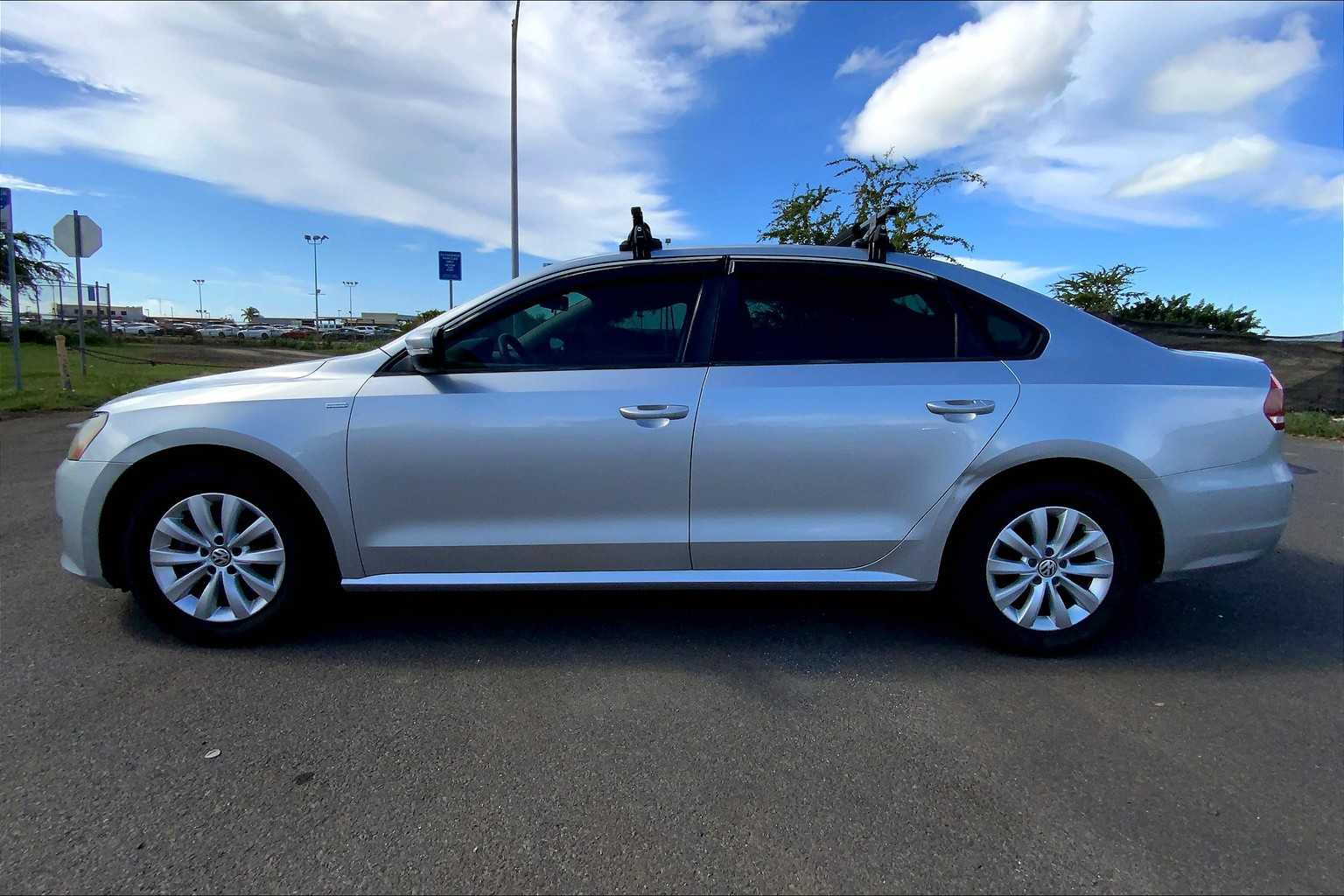 Thumbnail: 2014 Volkswagen Passat - 3
