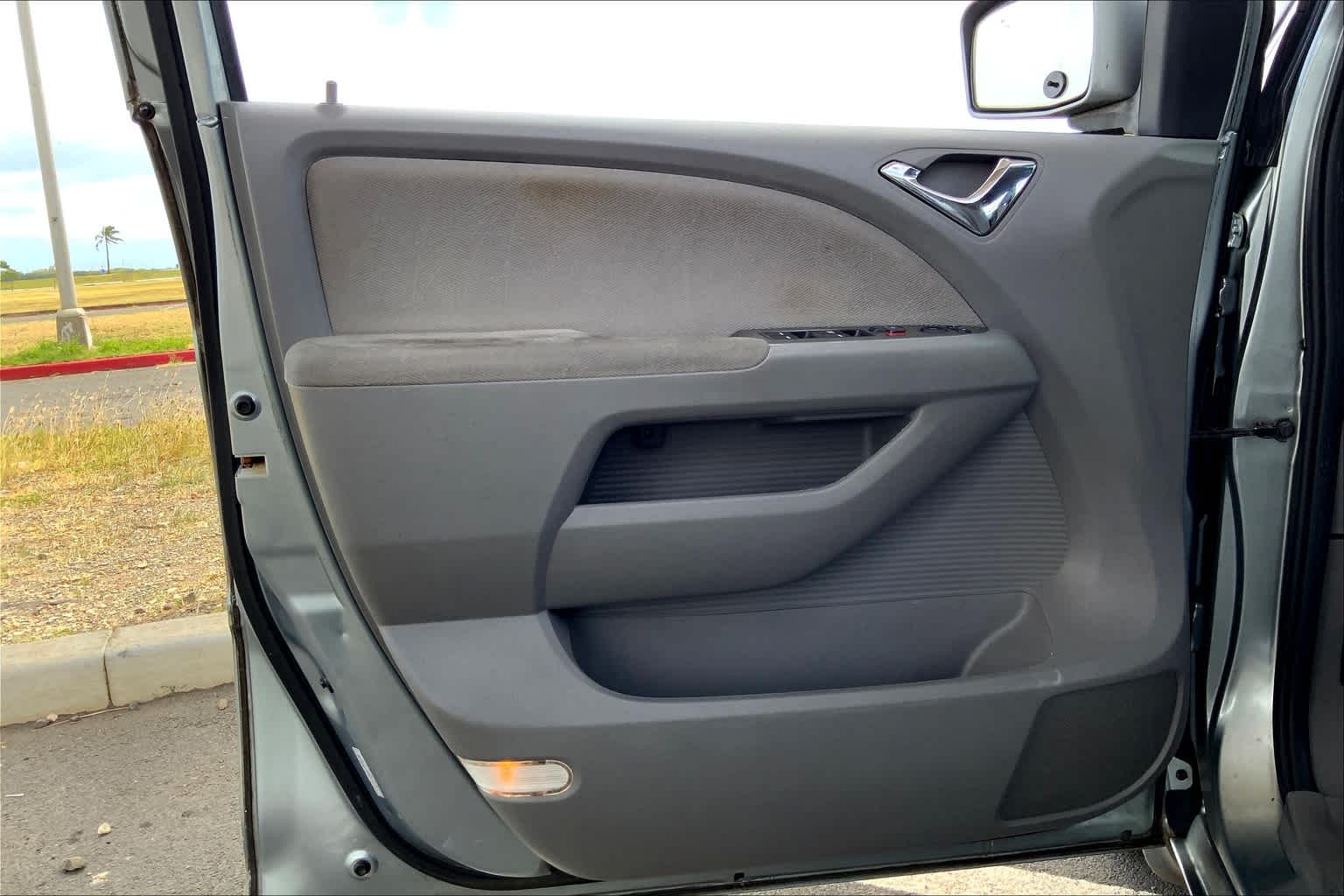 Thumbnail: 2010 Honda Odyssey - 26