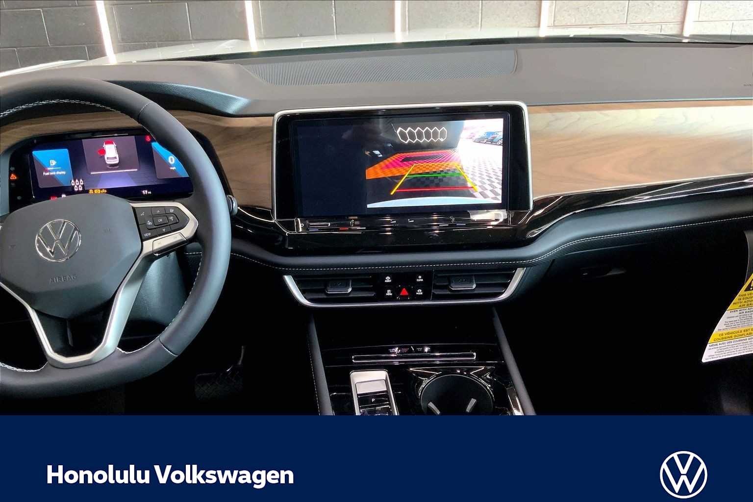 Thumbnail: 2026 Volkswagen Atlas - 16