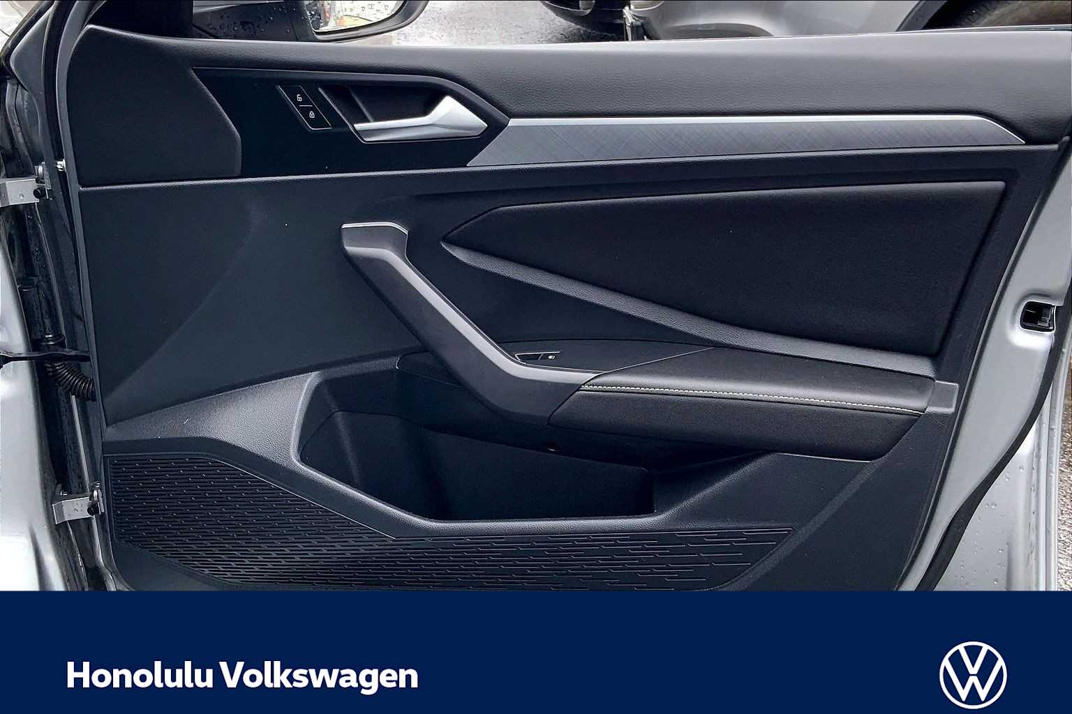 Thumbnail: 2022 Volkswagen Jetta - 28