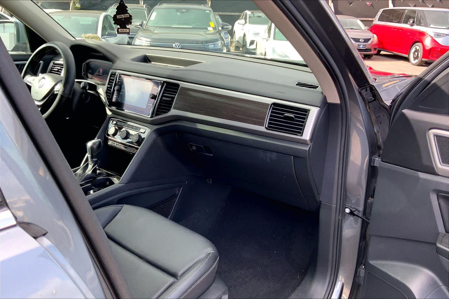 Thumbnail: 2019 Volkswagen Atlas - 23