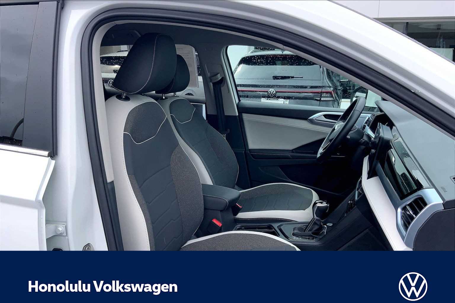 Thumbnail: 2025 Volkswagen Taos - 13