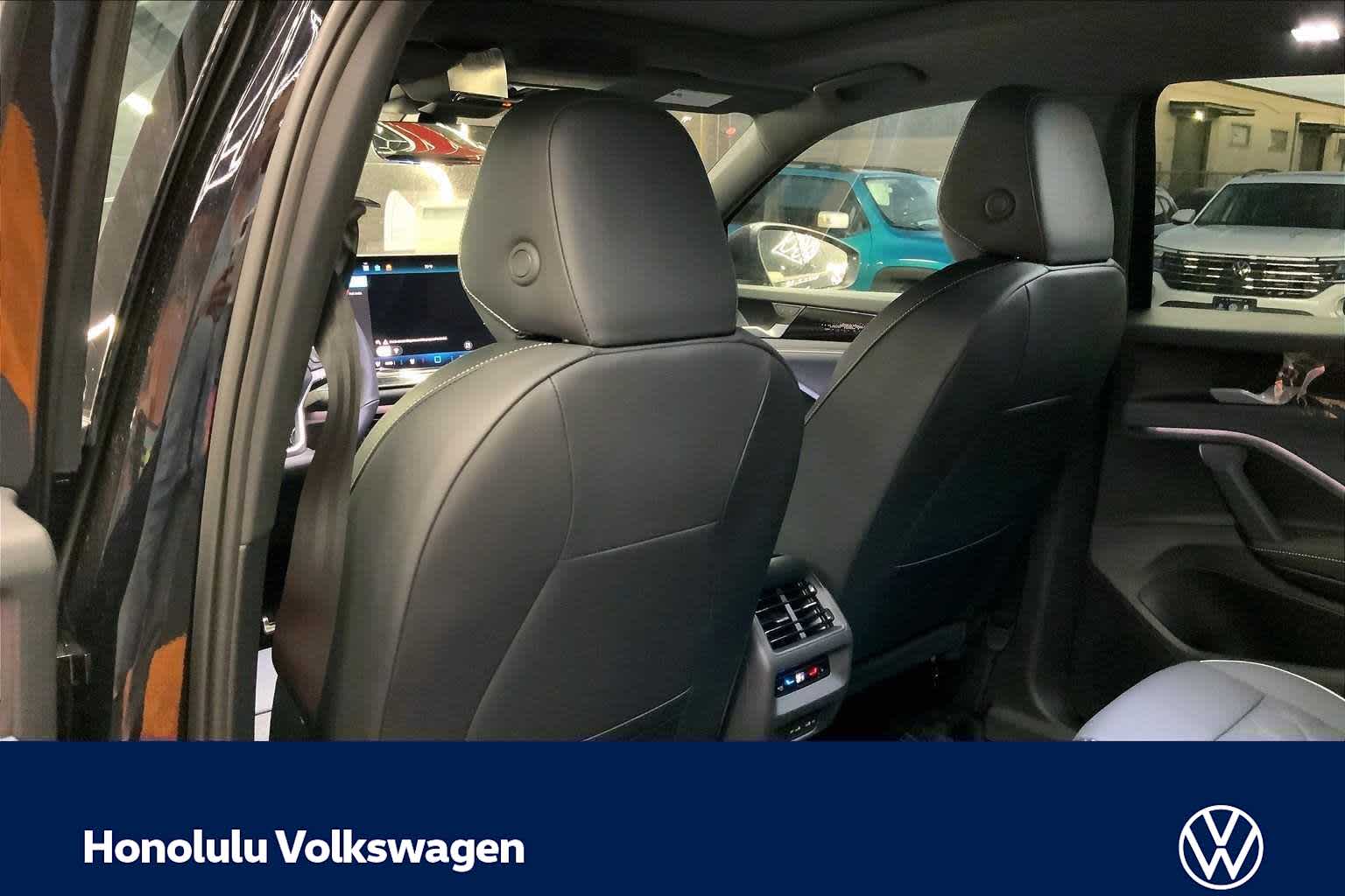 Thumbnail: 2026 Volkswagen Tiguan - 12