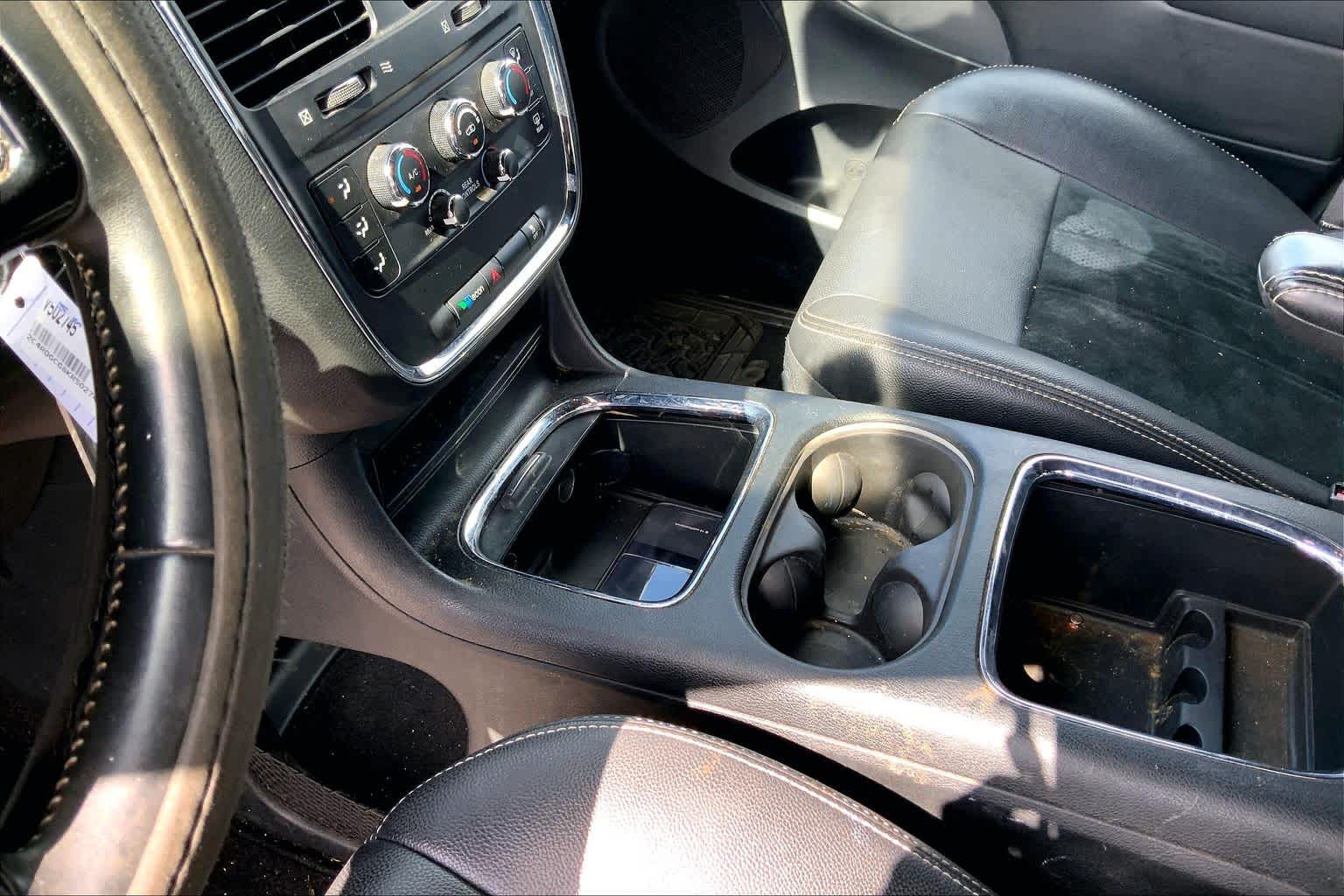 Thumbnail: 2019 Dodge Grand Caravan - 16