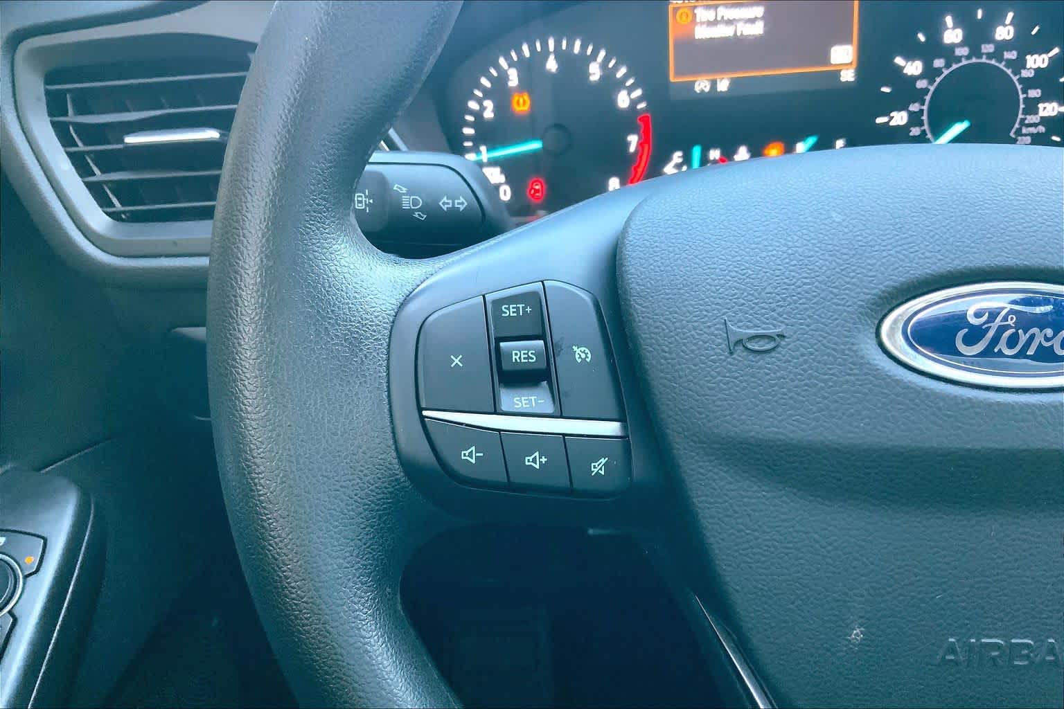 Thumbnail: 2020 Ford Escape - 24