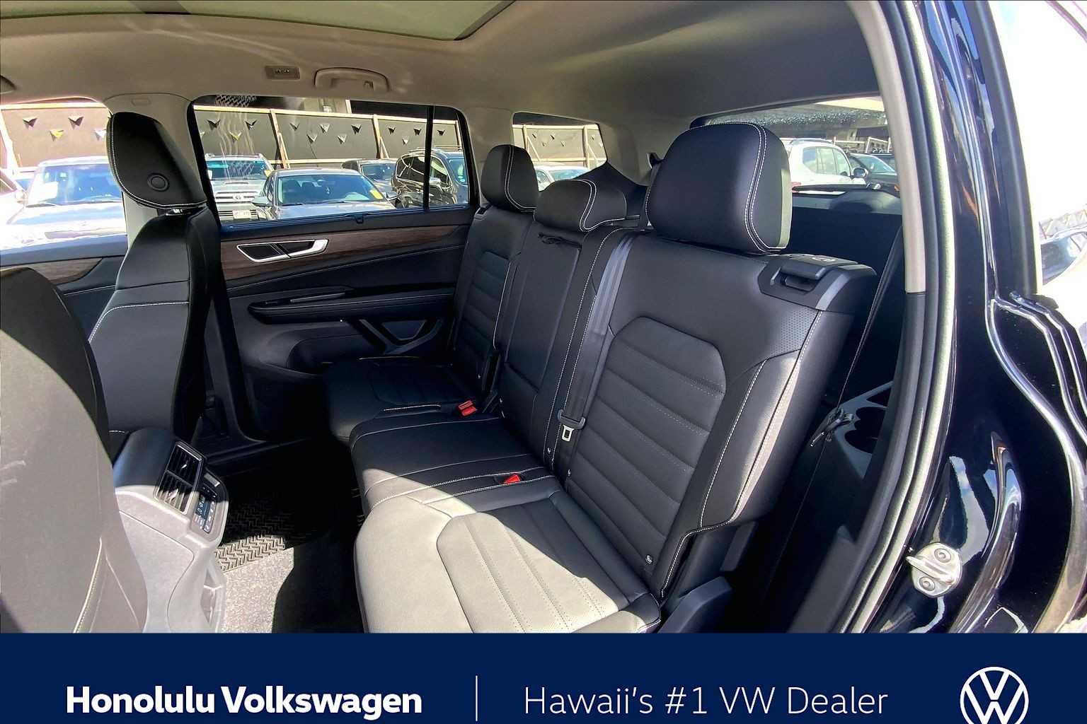 Thumbnail: 2026 Volkswagen Atlas - 13