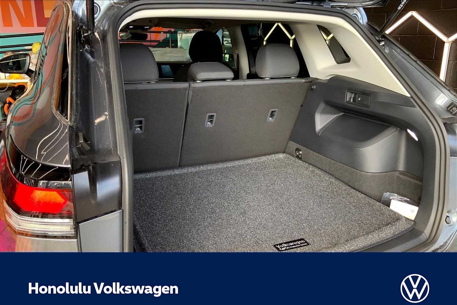 Thumbnail: 2026 Volkswagen Tiguan - 19