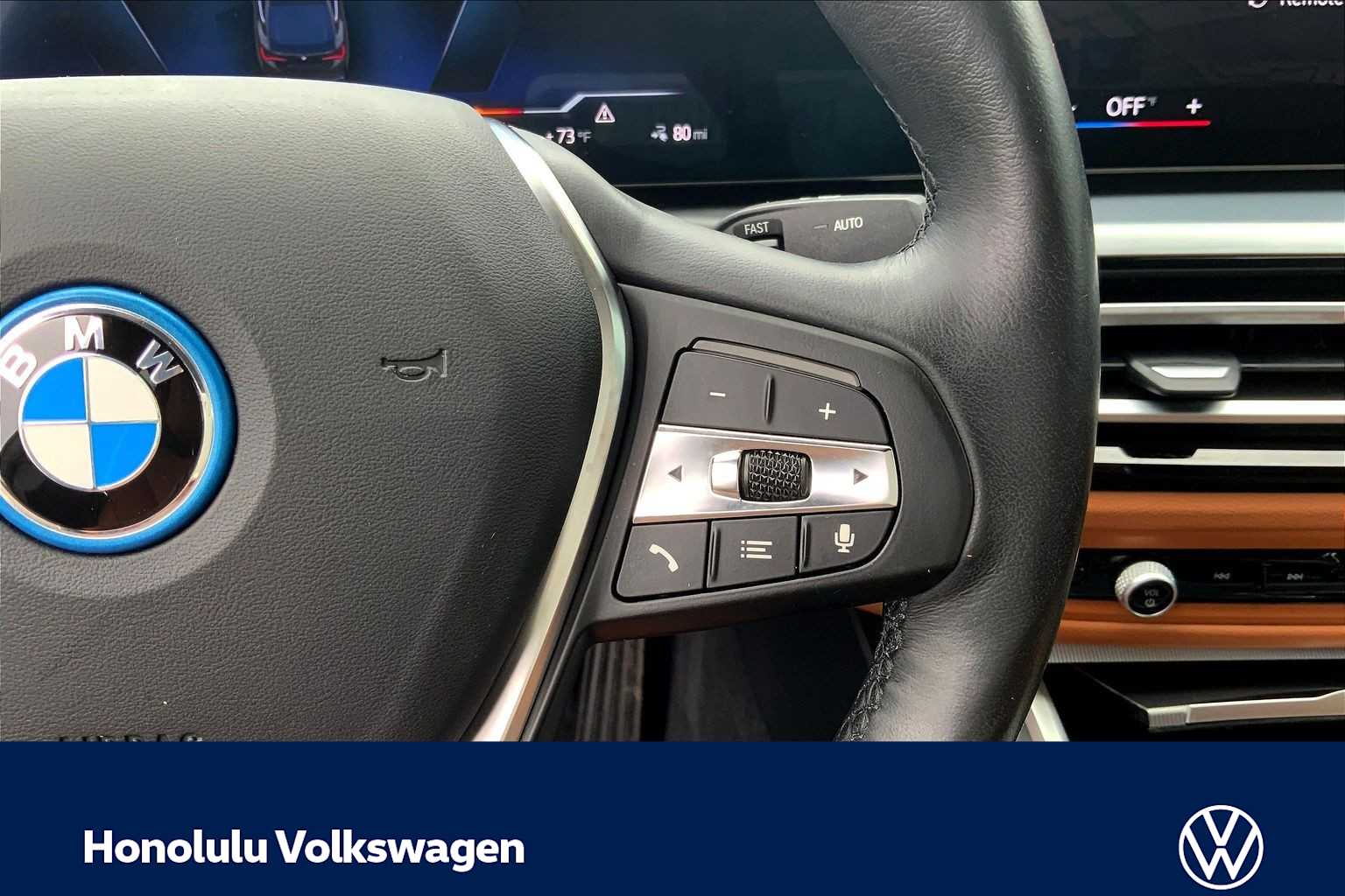 Thumbnail: 2023 BMW i4 - 24