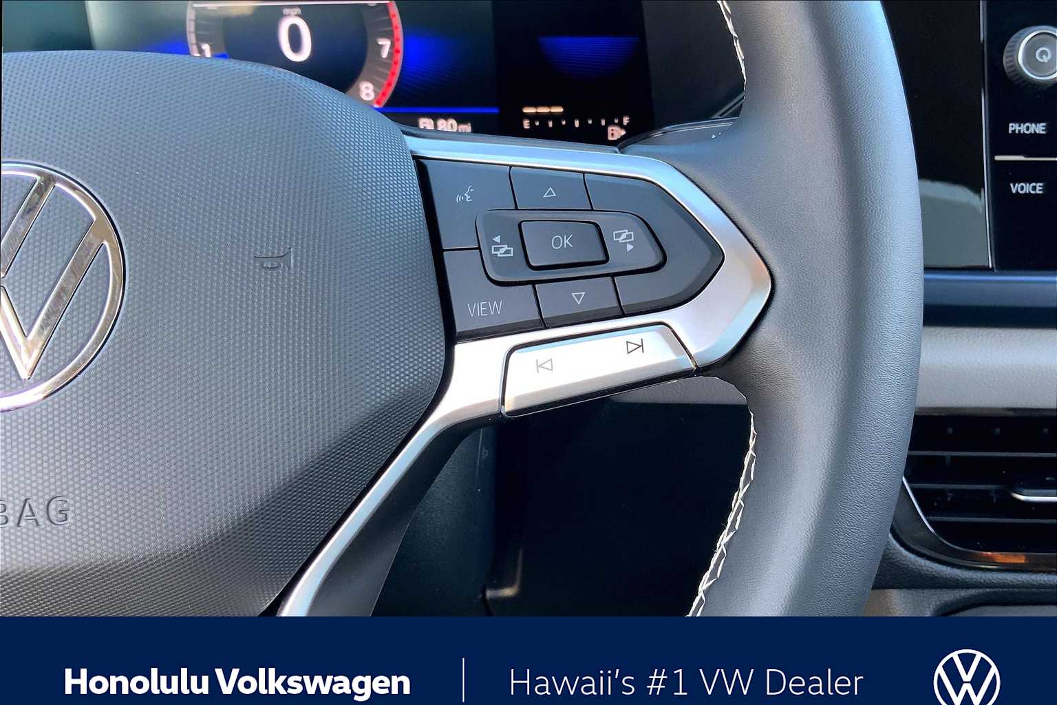 Thumbnail: 2022 Volkswagen Taos - 24