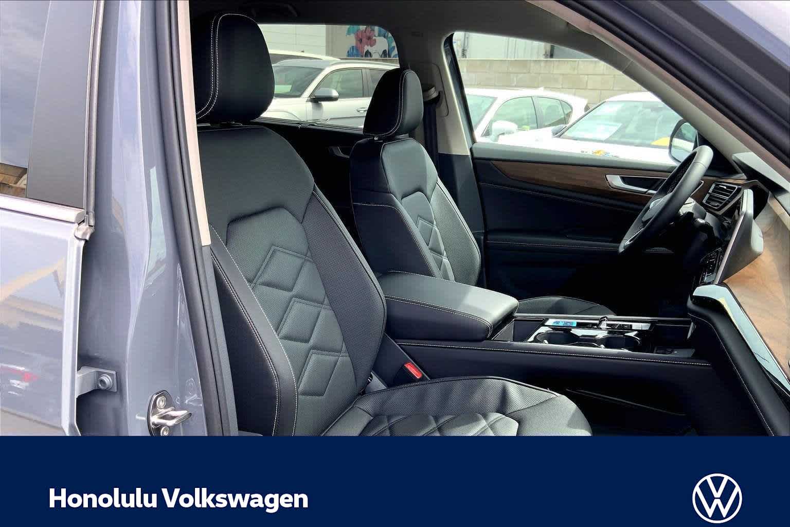 Thumbnail: 2026 Volkswagen Atlas - 14