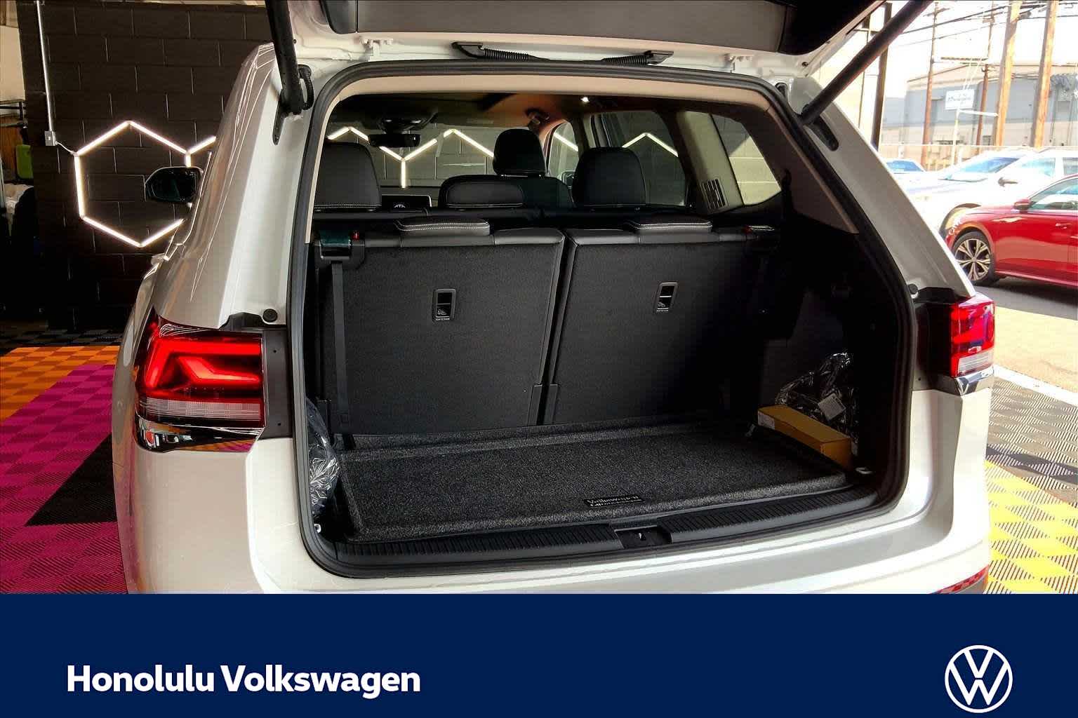 Thumbnail: 2026 Volkswagen Atlas - 19