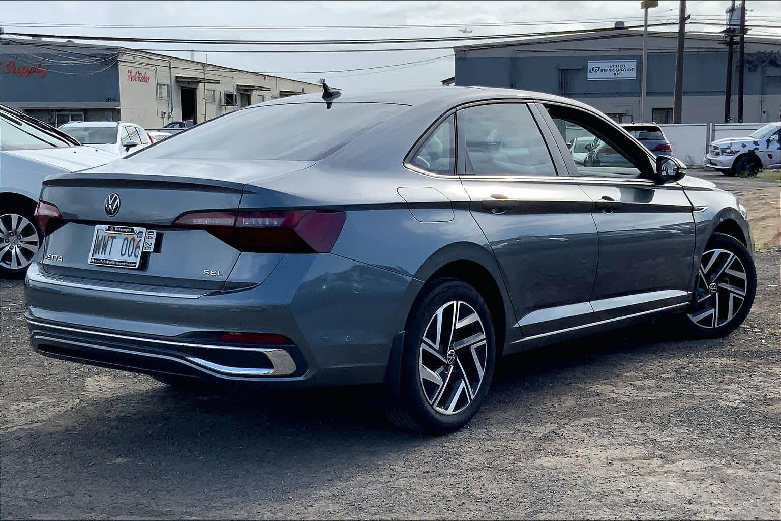 Thumbnail: 2023 Volkswagen Jetta - 22