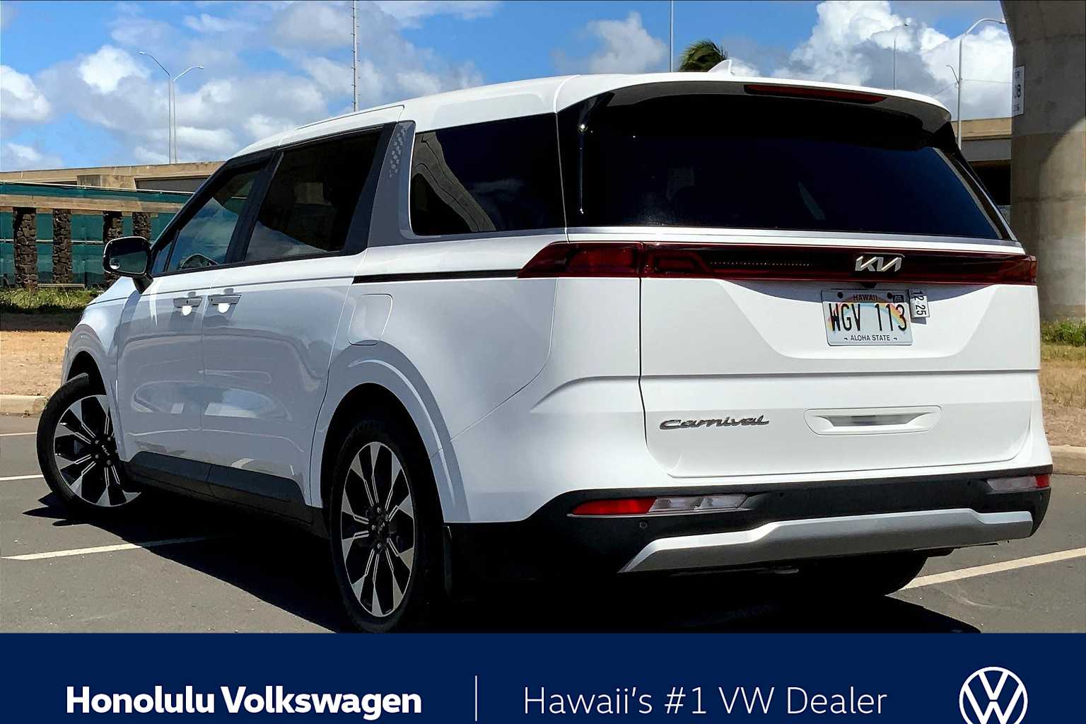 Thumbnail: 2022 Kia Carnival - 4