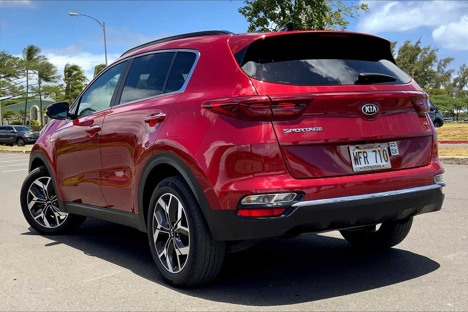 2022 Kia Sportage EX photo 4
