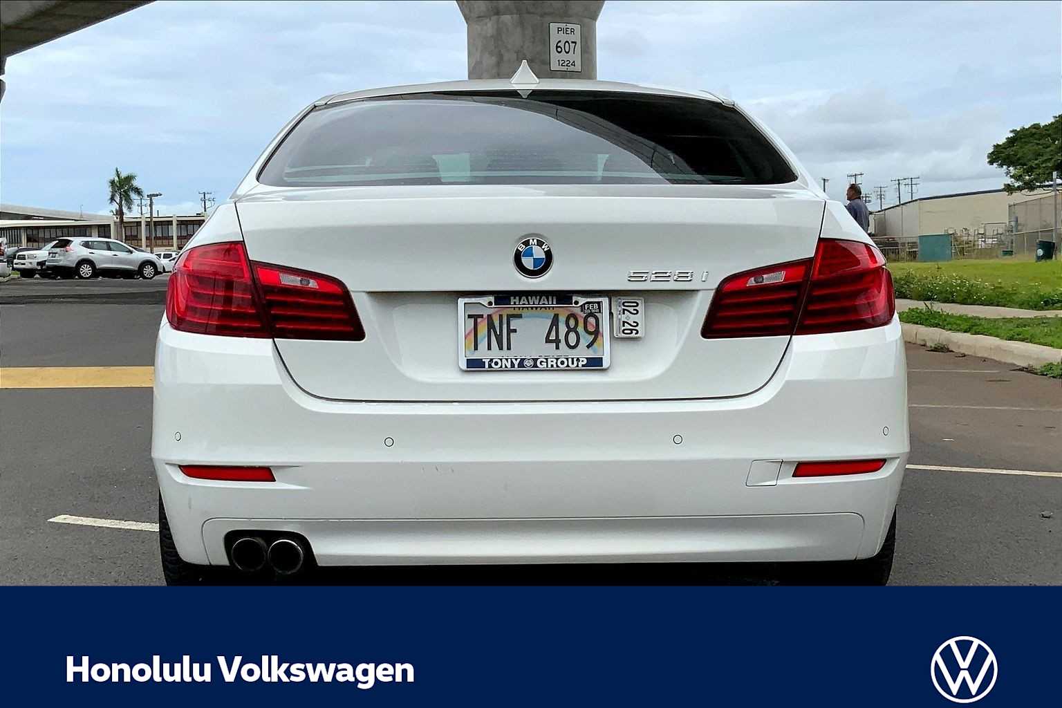 Thumbnail: 2016 BMW 5 Series - 5