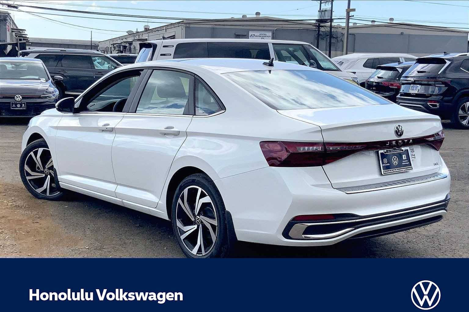 Thumbnail: 2026 Volkswagen Jetta - 4