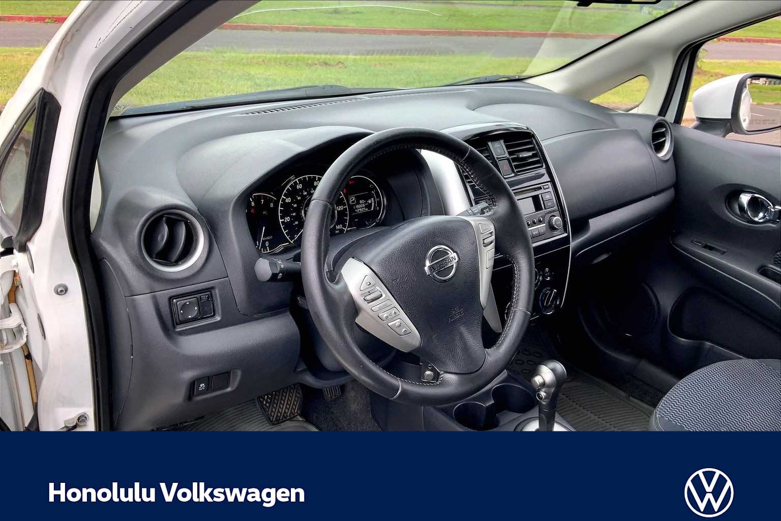 Used 2015 Nissan Versa Note SV with VIN 3N1CE2CP3FL387595 for sale in Honolulu, HI