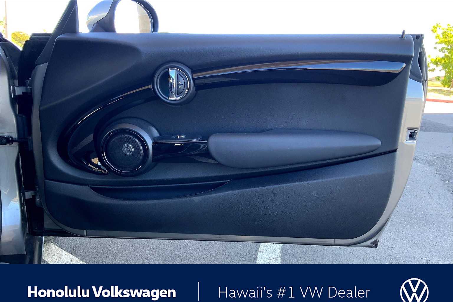 Thumbnail: 2019 MINI Cooper Hardtop - 26