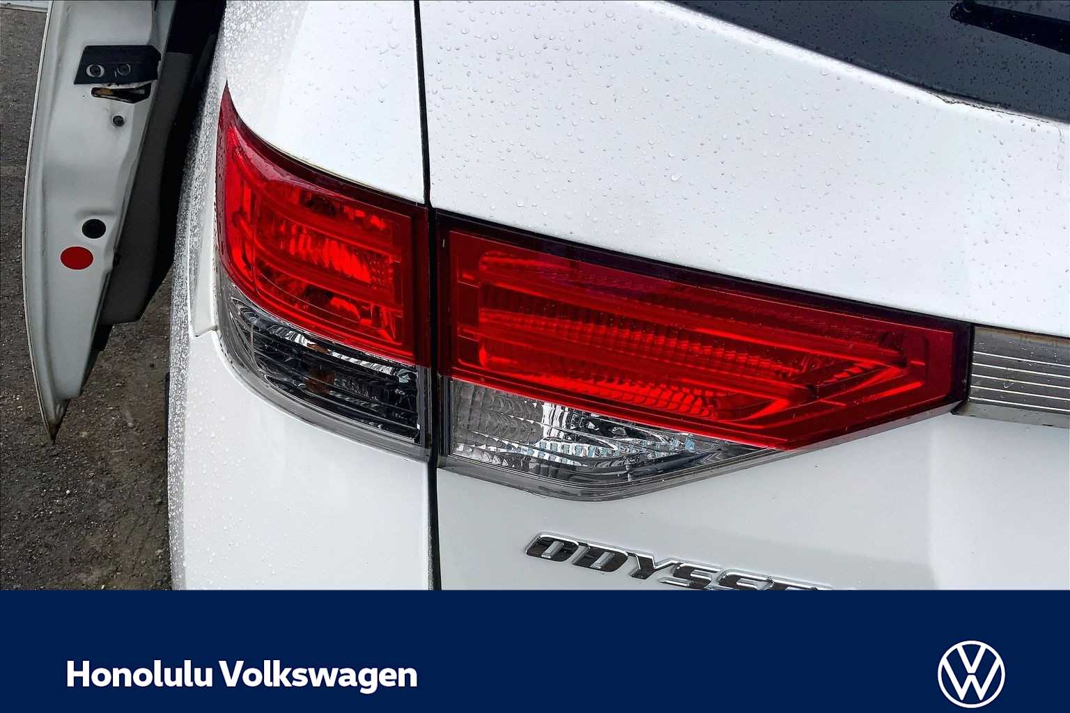 Thumbnail: 2015 Honda Odyssey - 30