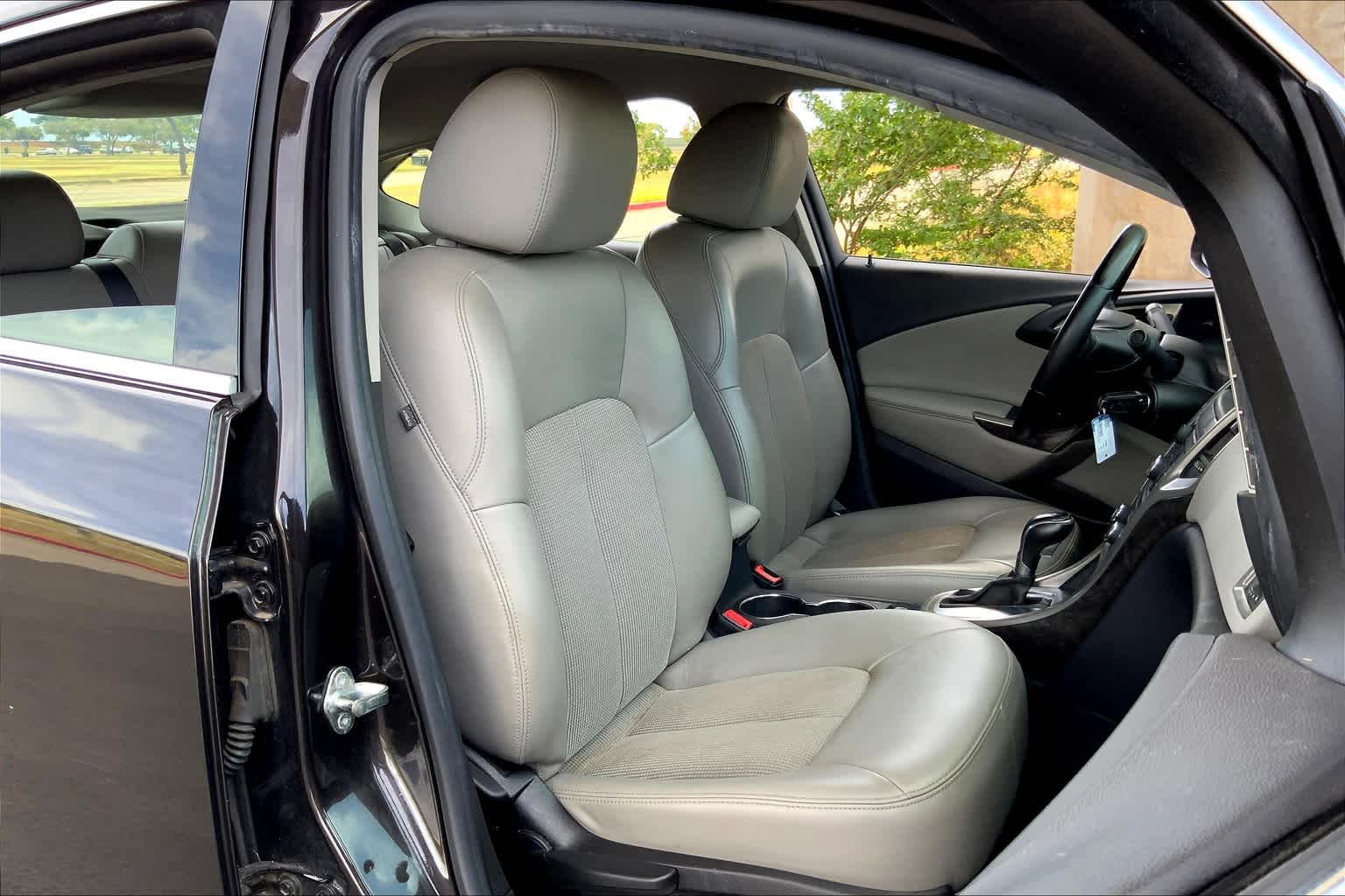 Thumbnail: 2016 Buick Verano - 12