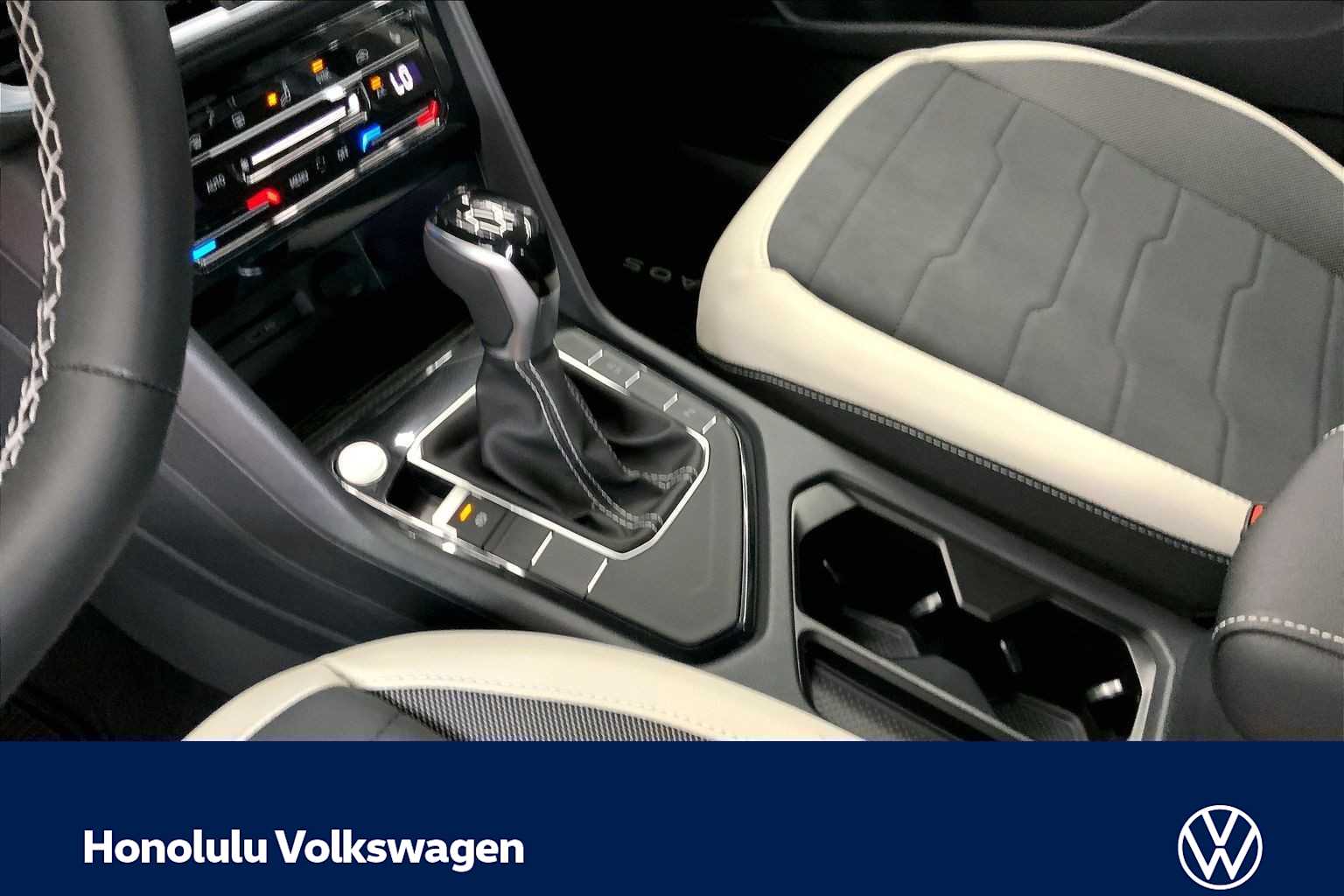 Thumbnail: 2026 Volkswagen Taos - 17