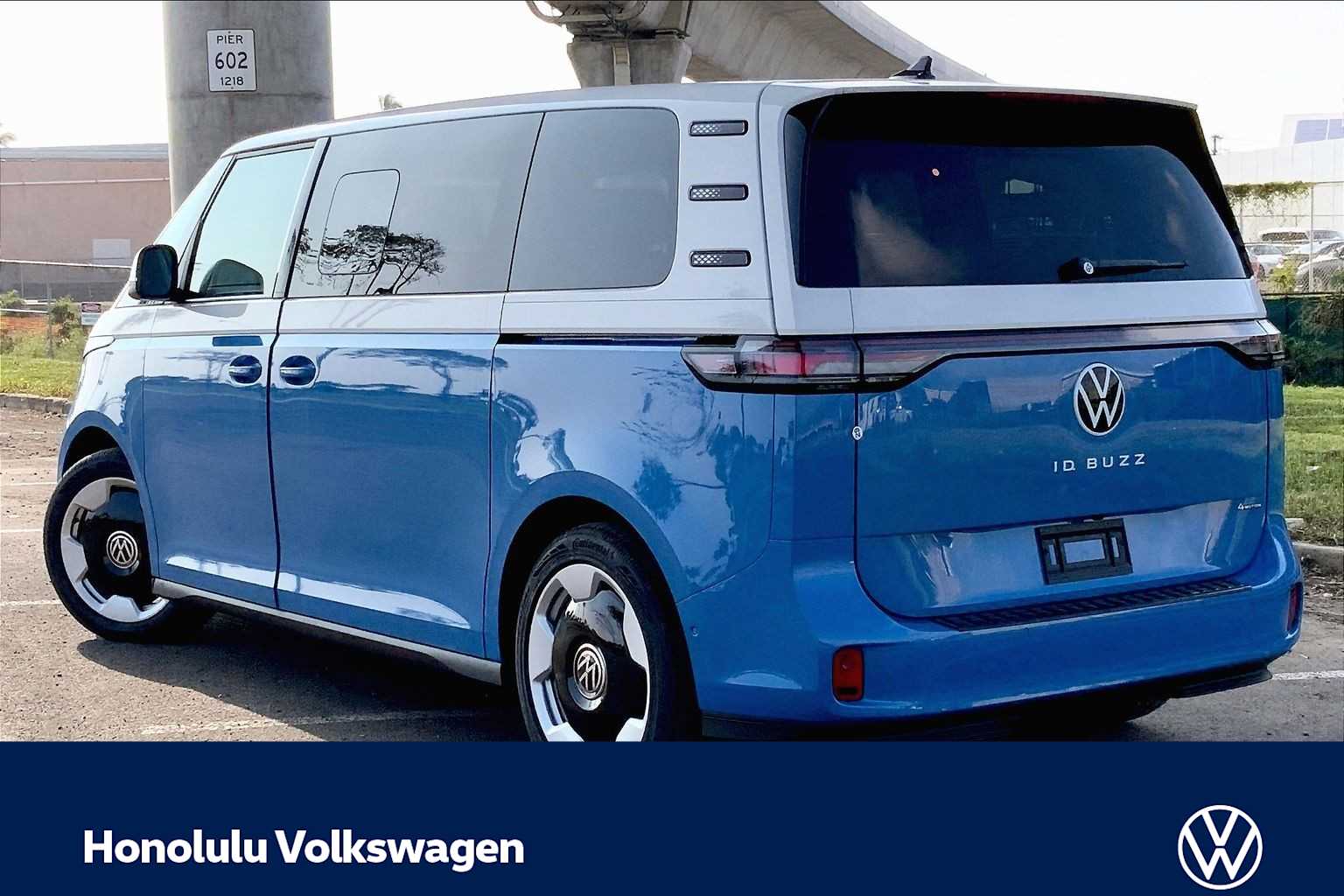 Thumbnail: 2025 Volkswagen ID.Buzz - 4