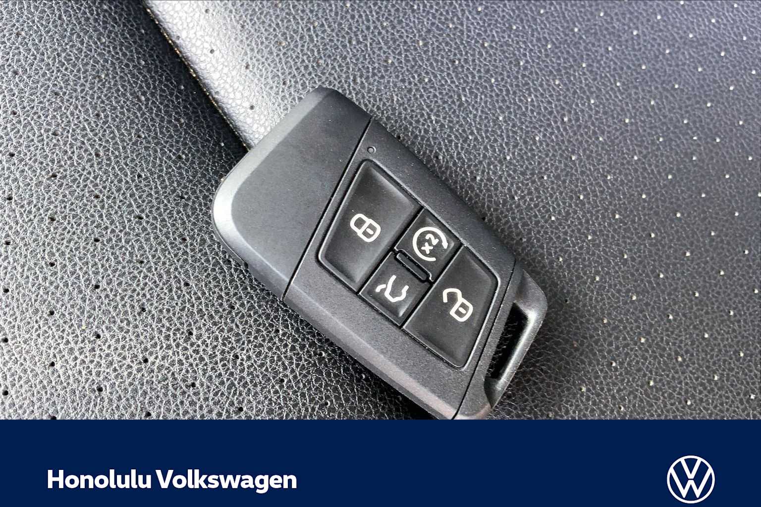 Thumbnail: 2023 Volkswagen Atlas - 19