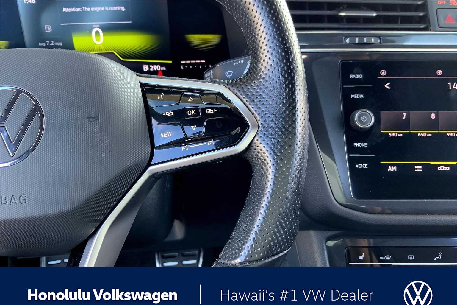 Thumbnail: 2022 Volkswagen Tiguan - 24