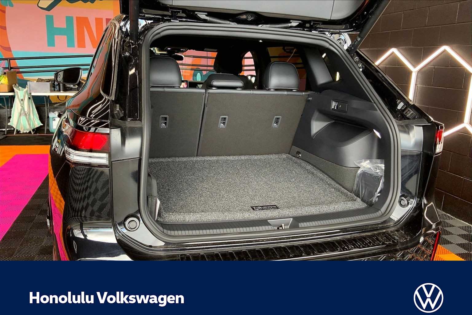 Thumbnail: 2026 Volkswagen Tiguan - 19