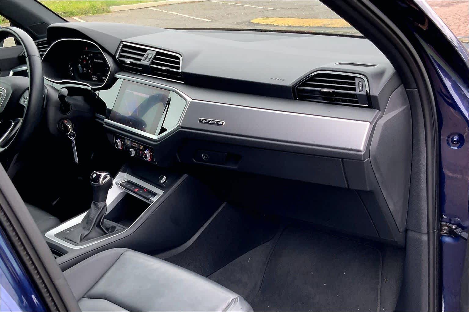 Thumbnail: 2022 Audi Q3 - 23