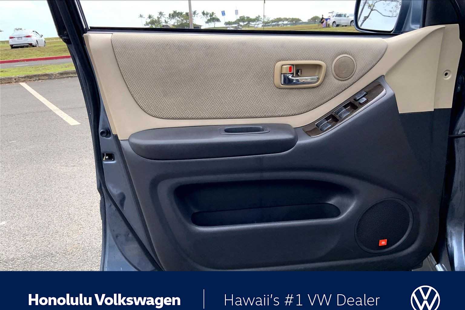 Thumbnail: 2001 Toyota Highlander - 26