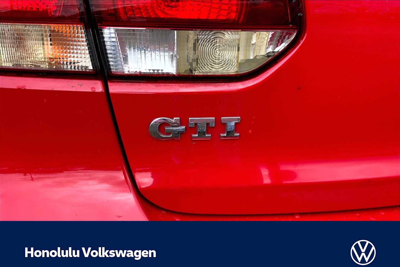 Thumbnail: 2011 Volkswagen Golf - 7