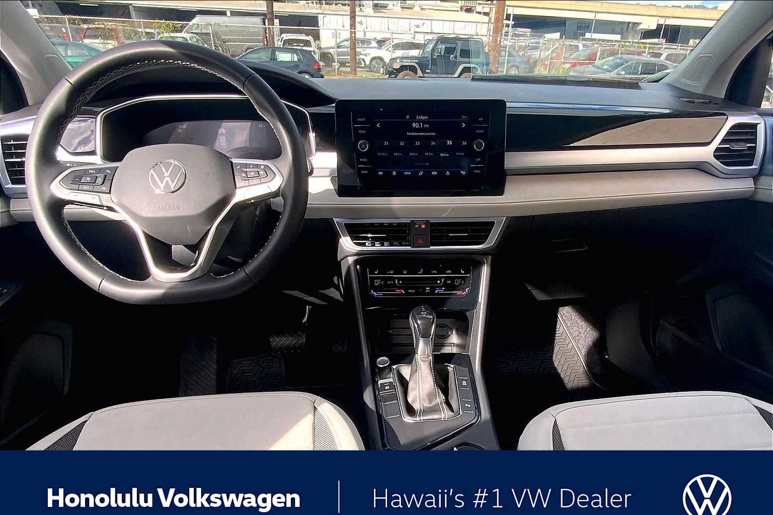 Thumbnail: 2026 Volkswagen Taos - 10