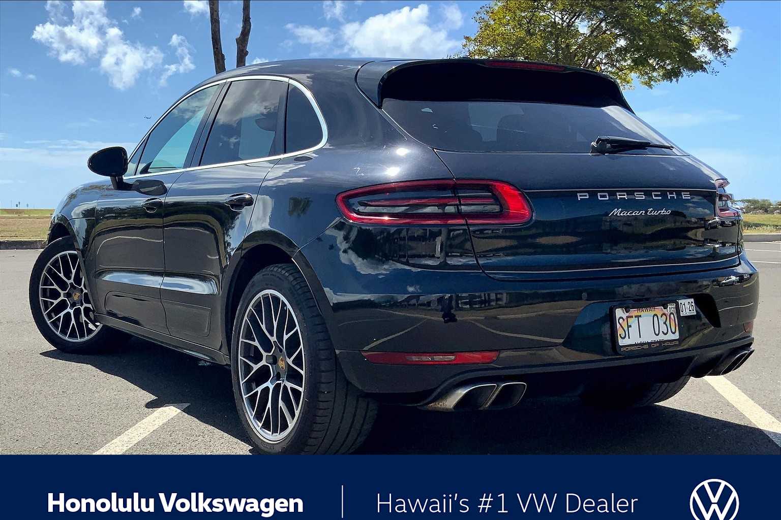 Thumbnail: 2015 Porsche Macan - 4