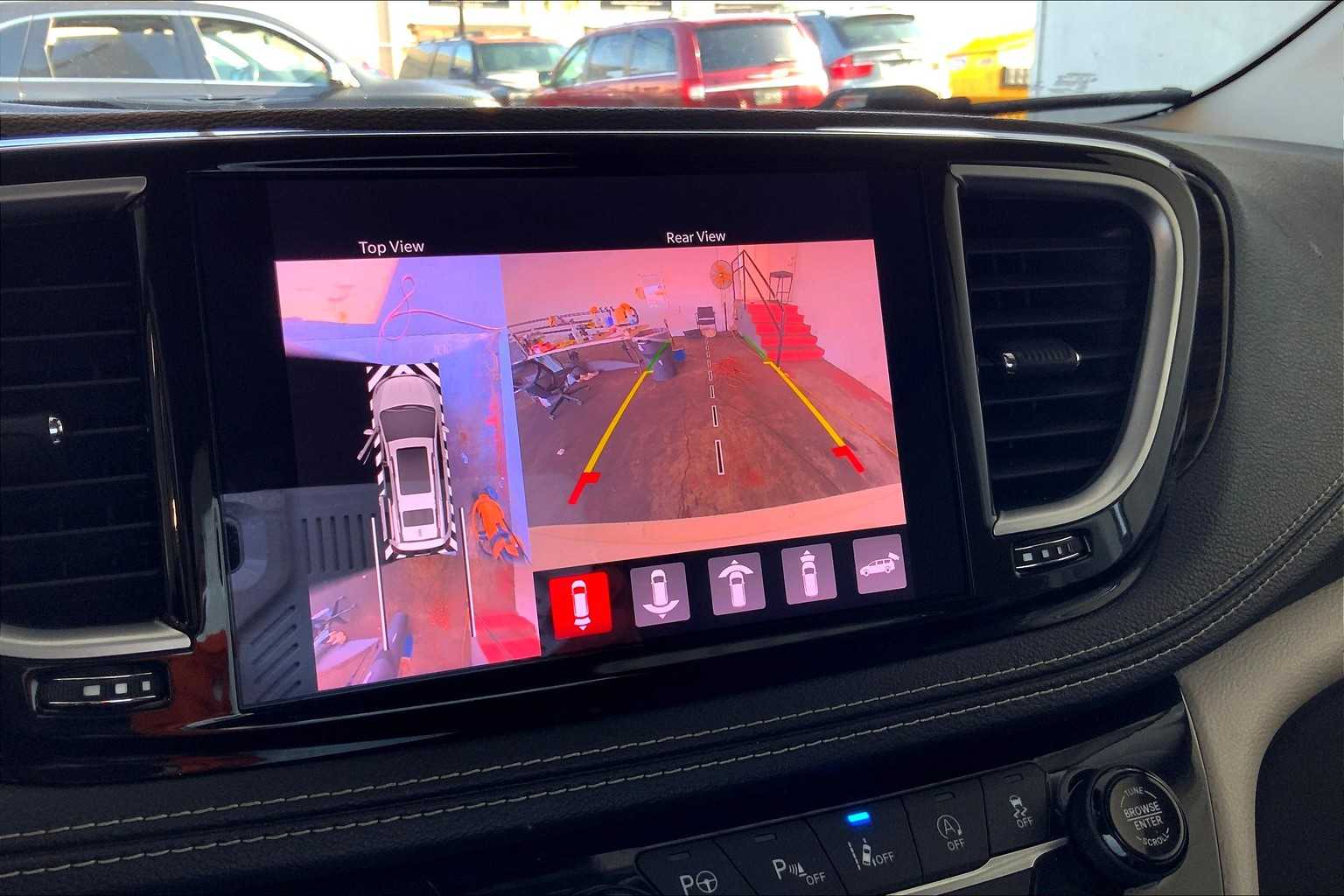 2022 Chrysler Pacifica Limited 25