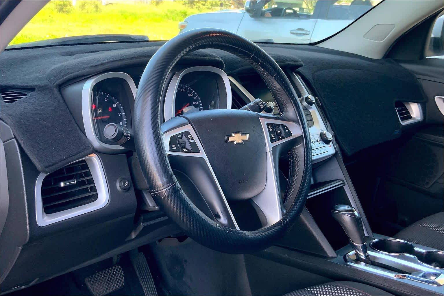 Thumbnail: 2017 Chevrolet Equinox - 2