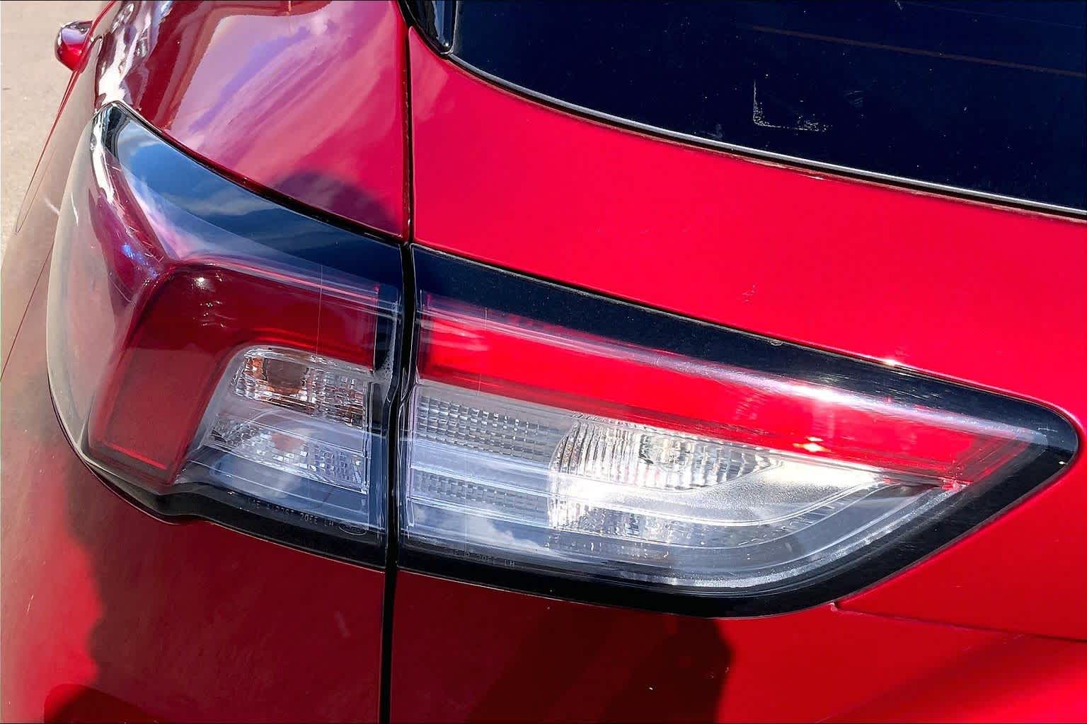 Thumbnail: 2020 Ford Escape - 32