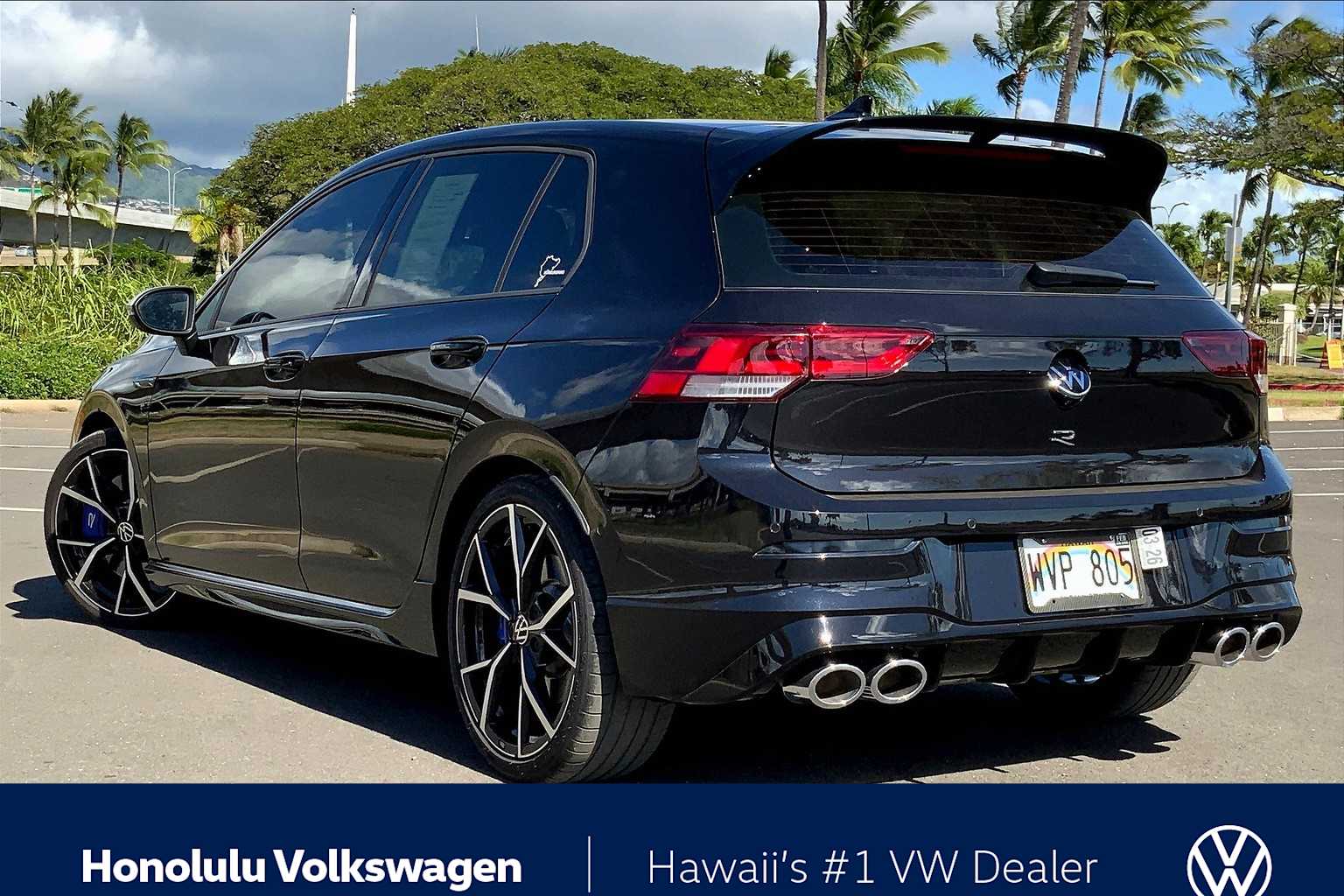 2023 Volkswagen Golf R photo 2