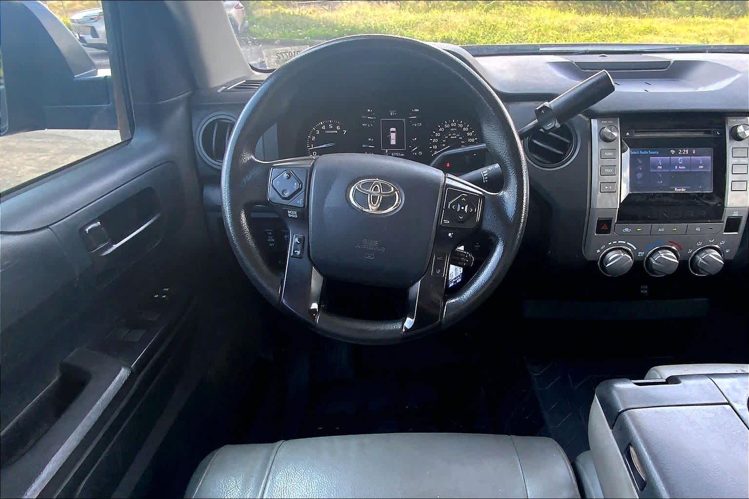 Thumbnail: 2019 Toyota Tundra - 13