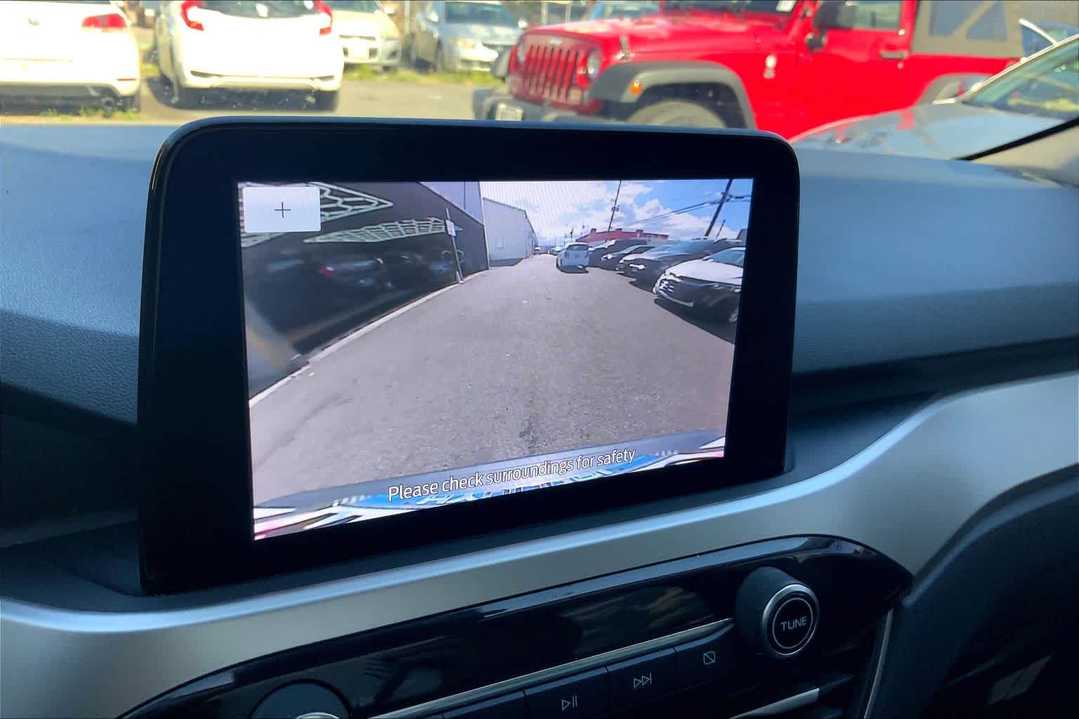 Thumbnail: 2020 Ford Escape - 26