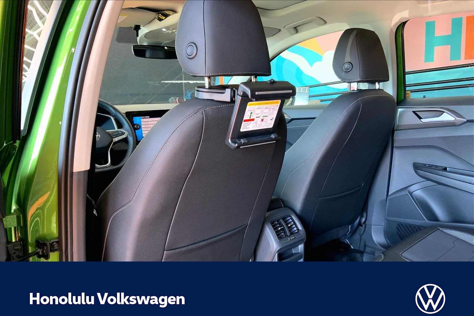 Thumbnail: 2026 Volkswagen Taos - 12