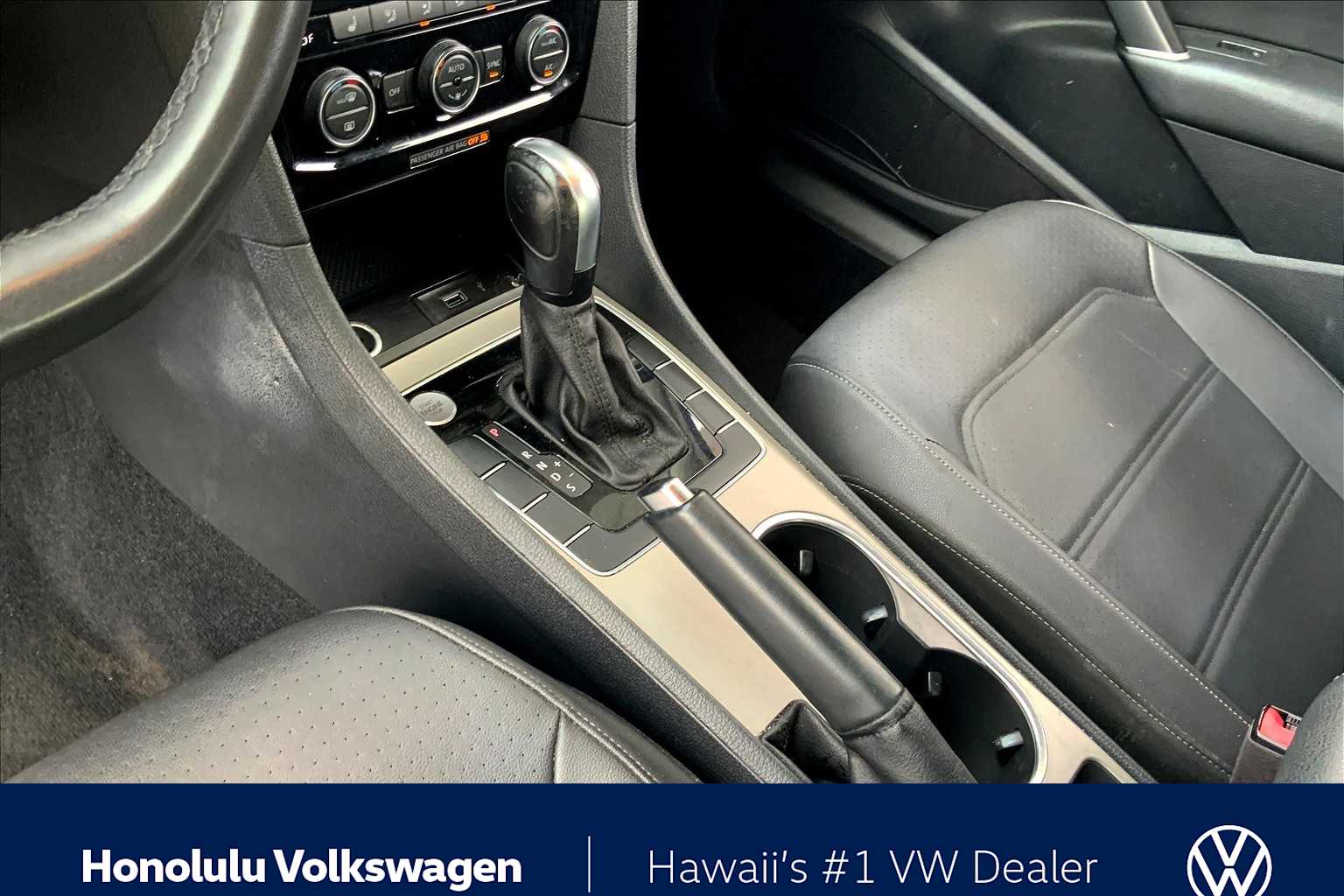 Thumbnail: 2021 Volkswagen Passat - 15