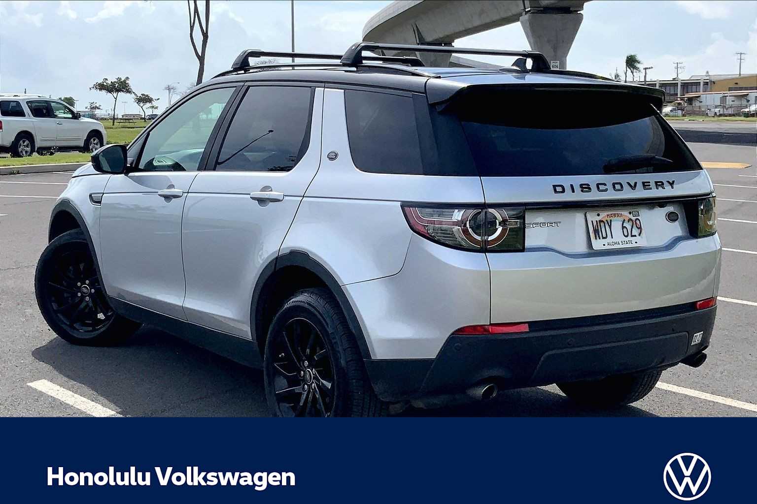 Thumbnail: 2016 Land Rover Discovery Sport - 4